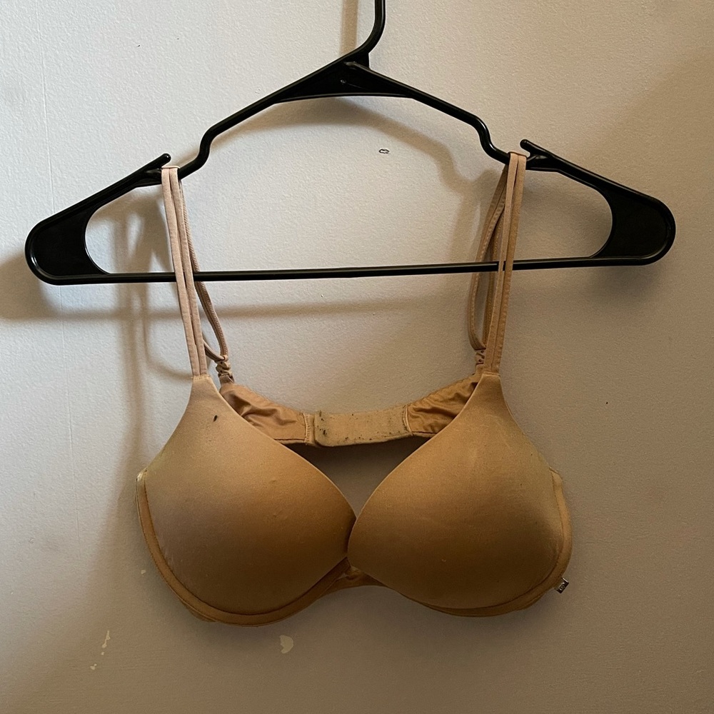 VICTORIAS SECRET VERY SEXY PUSH UP SIZE 34C NUDE